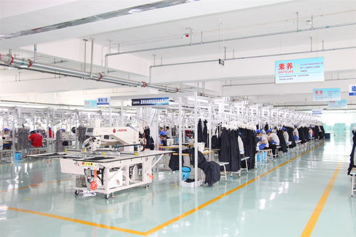 清晨越服裝廠 普工招聘與服裝服飾零售雙軌發(fā)展